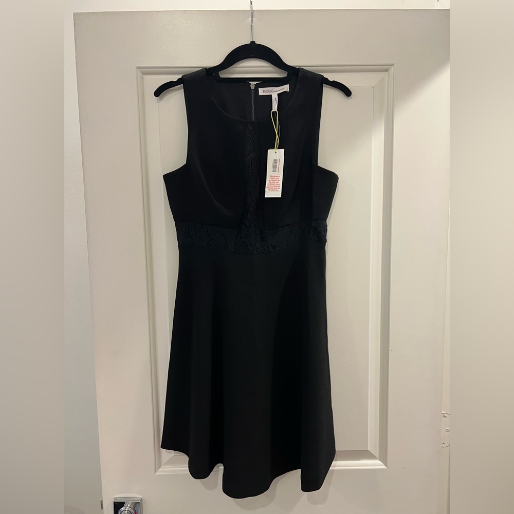 BCBGeneration Black A-Line V-Neck Cocktail Dress NEVER WORN TAG ON